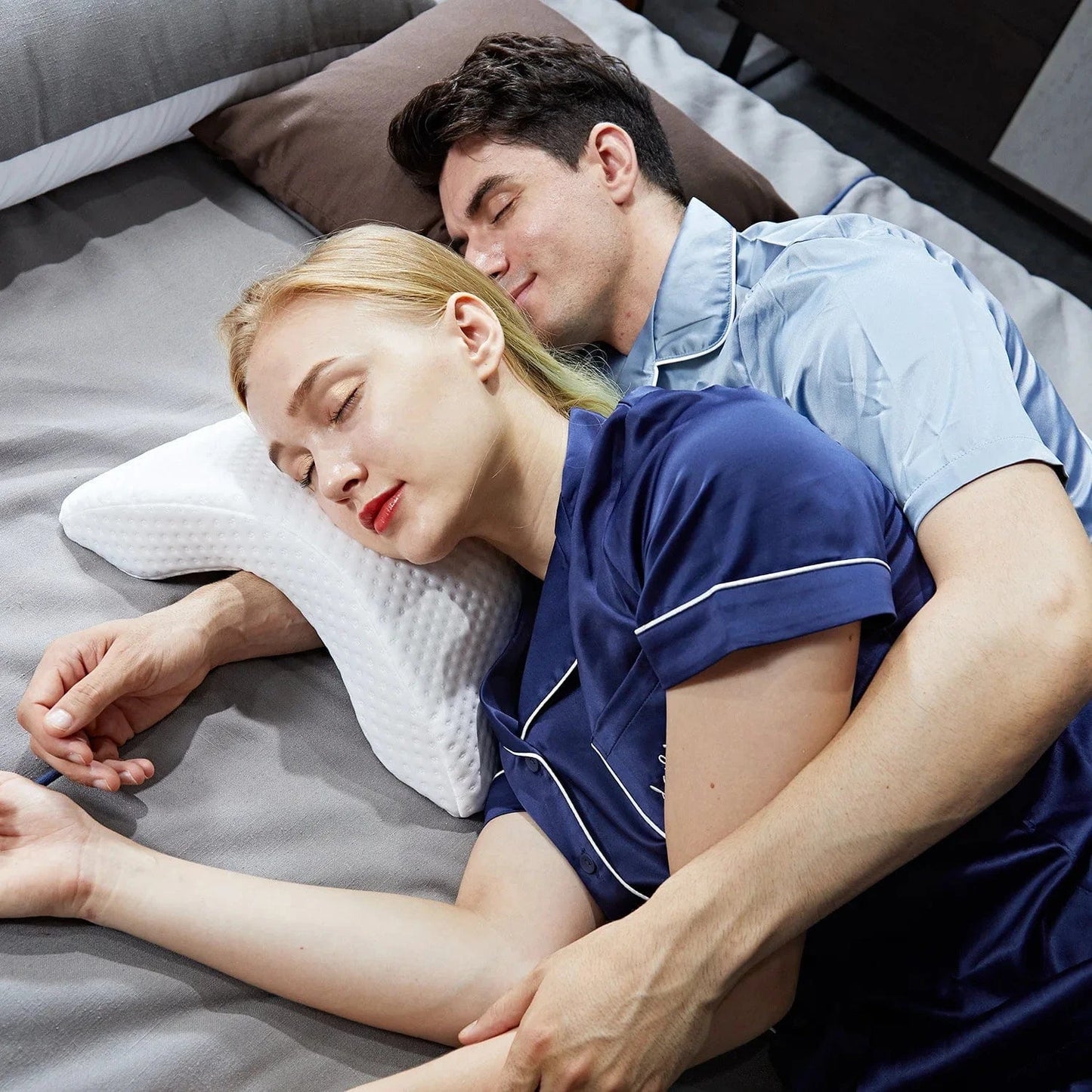 Rompiche Oreiller ergonomique couple bras