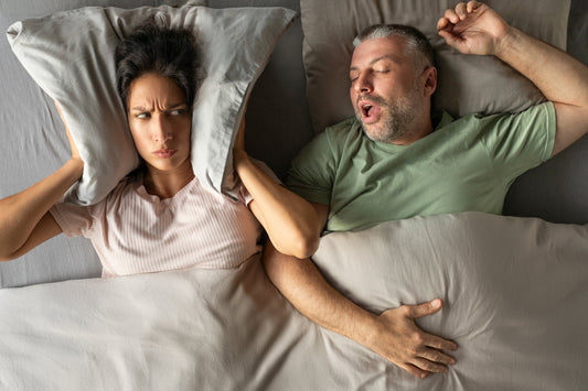 Arrêter de ronfler : conseils pour un sommeil réparateur